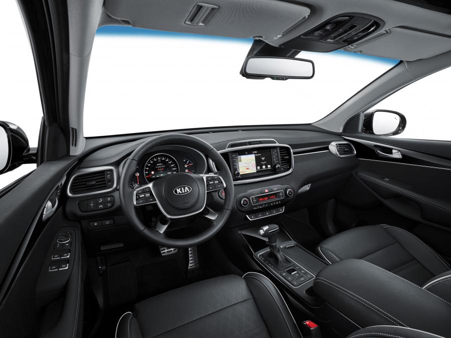 Интерьер Kia Sorento GT Line (UM) 2017 года  (WW) (фото 4 из 25)